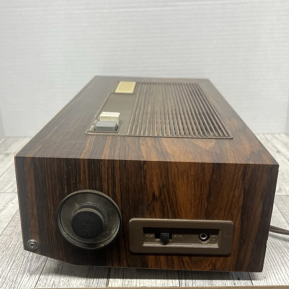 Vintage‎ Sony Digimatic Litetime TFM-C770W Flip Clock Radio for Parts Repair
